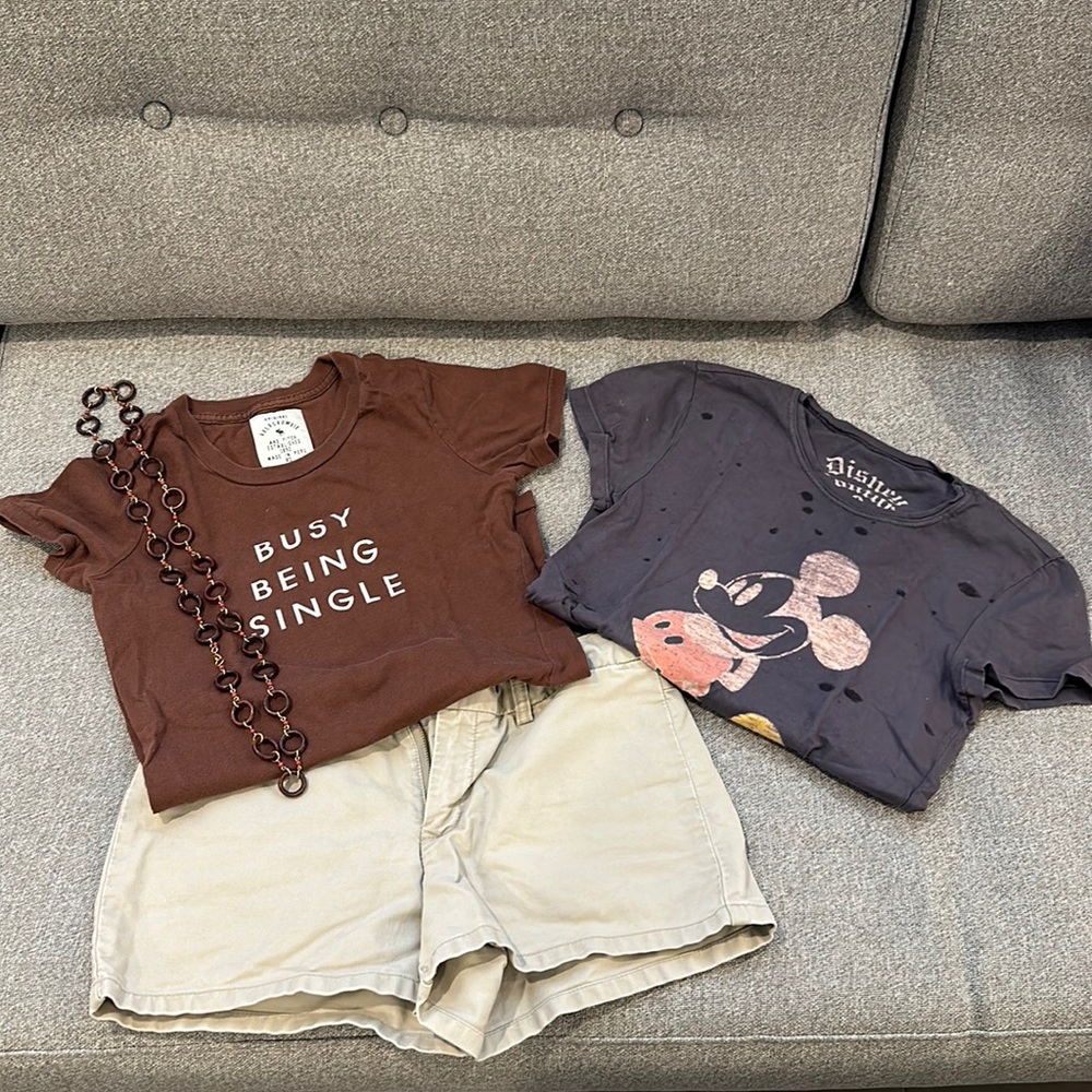 OUTFIT!!!  (2) tops + (1) short + (1) accessory